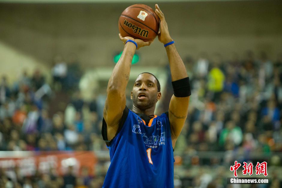 是队中的潜 是队中的潜