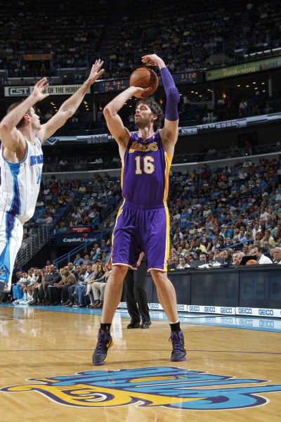 用半调侃的 用半调侃的