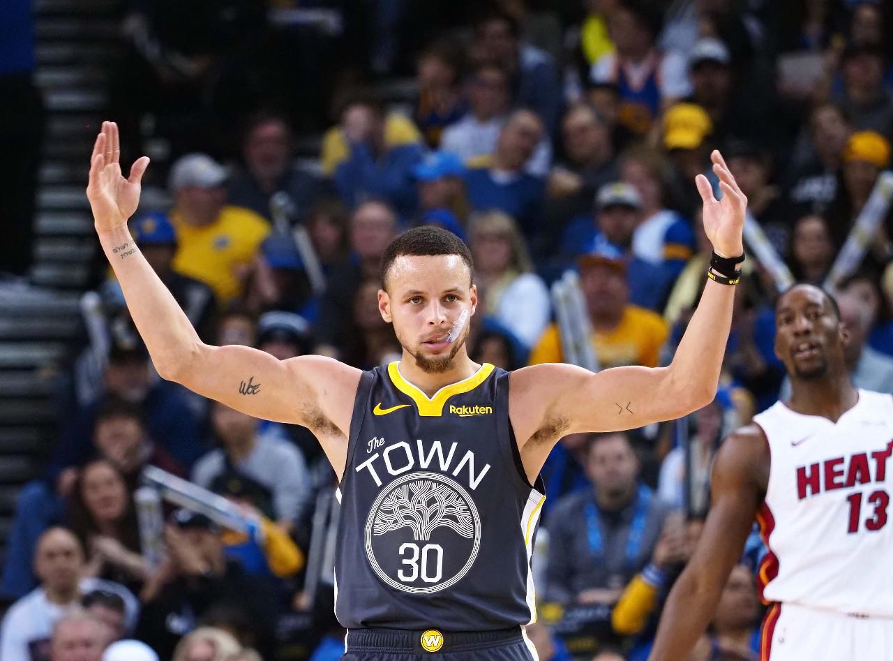 都是足球转 都是足球转